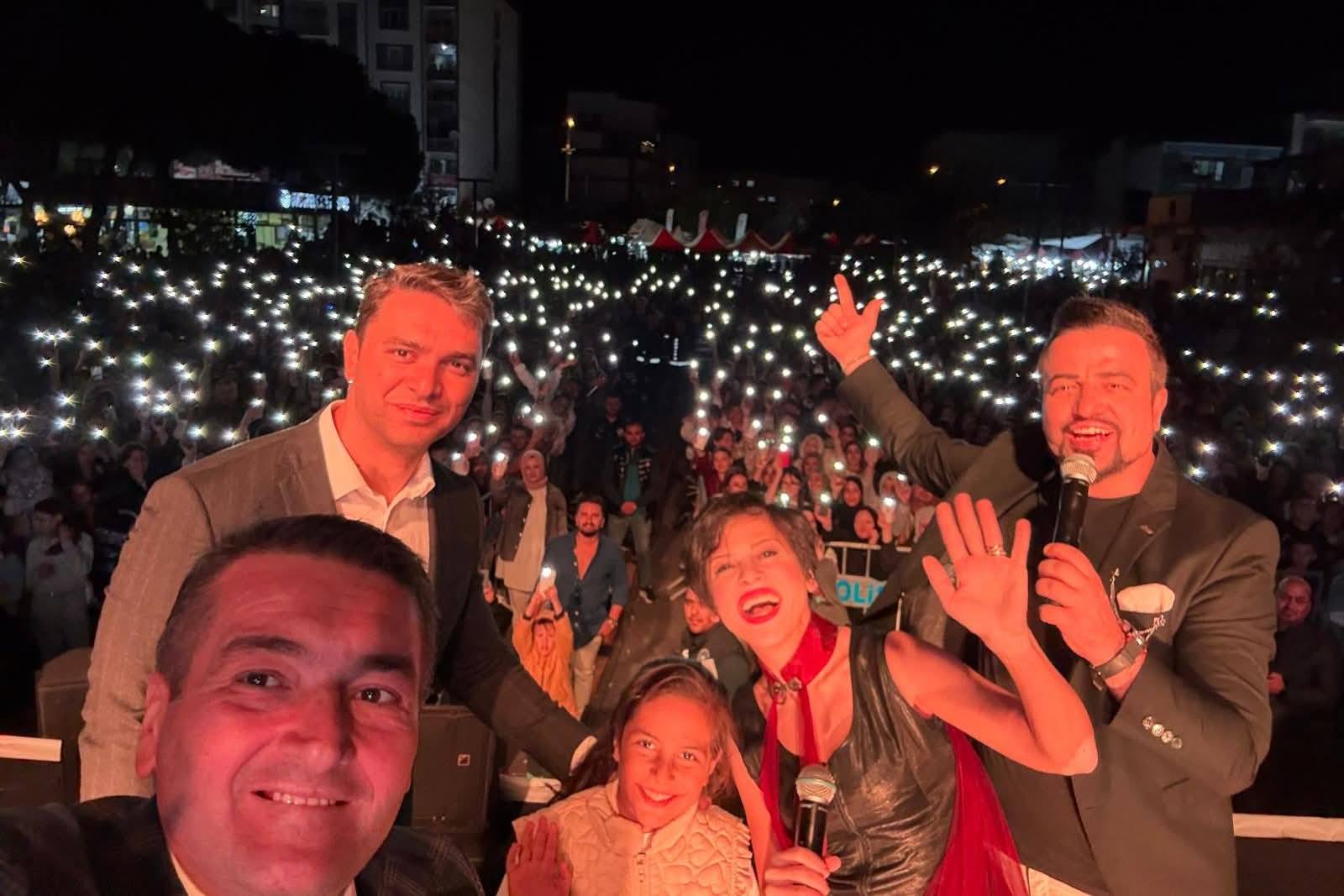 Aydilge Konser Sunumu Sunucu Volkan Erel / Saruhanlı 18. Altın Üzüm ve Kültür Festivali 