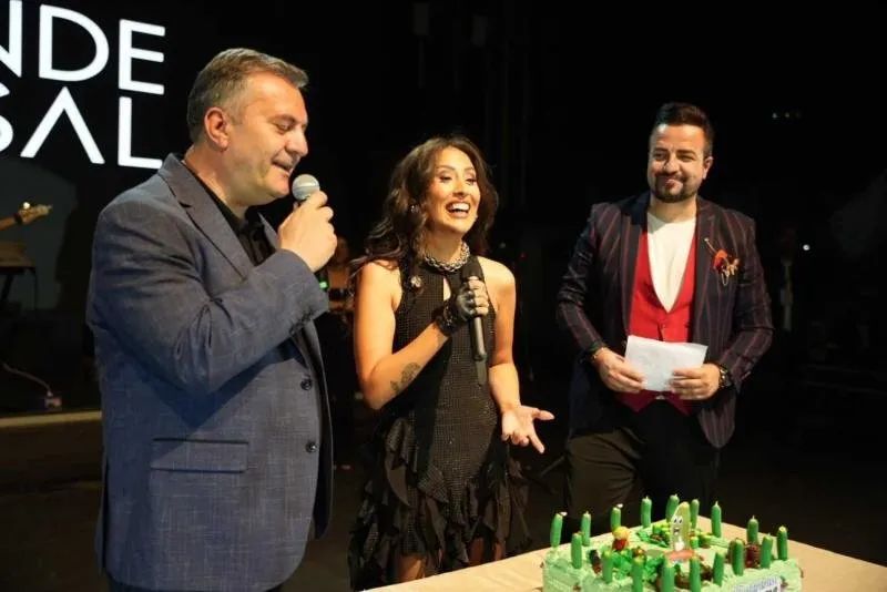 Ankara Çubuk Hande Ünsal Konseri Sunucu Volkan Erel / Hande Ünsal Volkan Erel