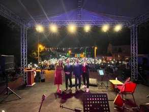 Afyonkarahisar Yeşilçiftlik’te Unutulmaz Bir Gece Orhan Hakalmaz Konseri Sunucu Volkan Erel