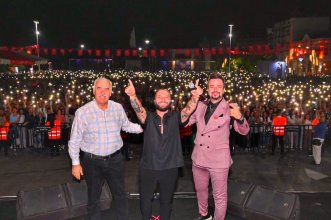 Manisa Berkay Konser Sunucu Volkan Erel 