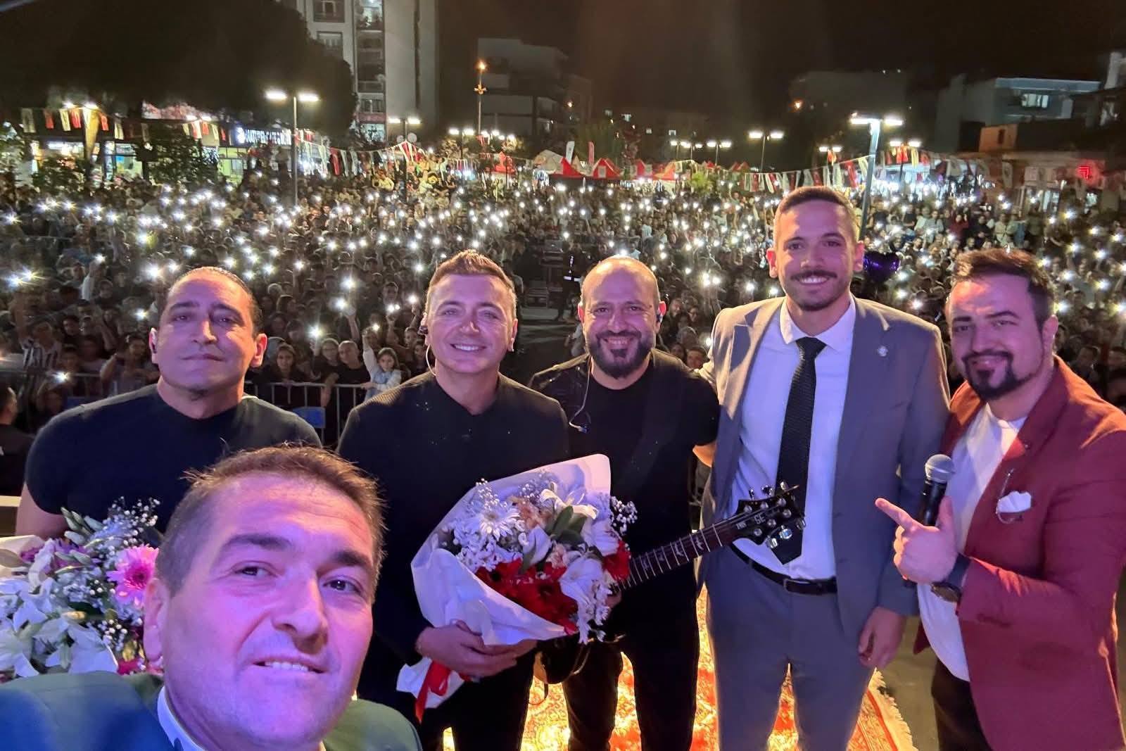 ZAKKUM Konser Sunumu Sunucu Volkan Erel / Saruhanlı 18. Altın Üzüm ve Kültür Festivali